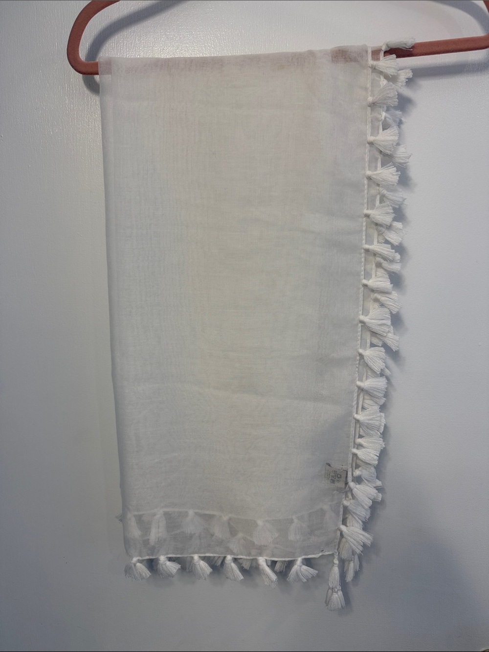 Spun Scarves by Subtle Luxury/White Tassel Edge Lightweight Scarf/42”Square